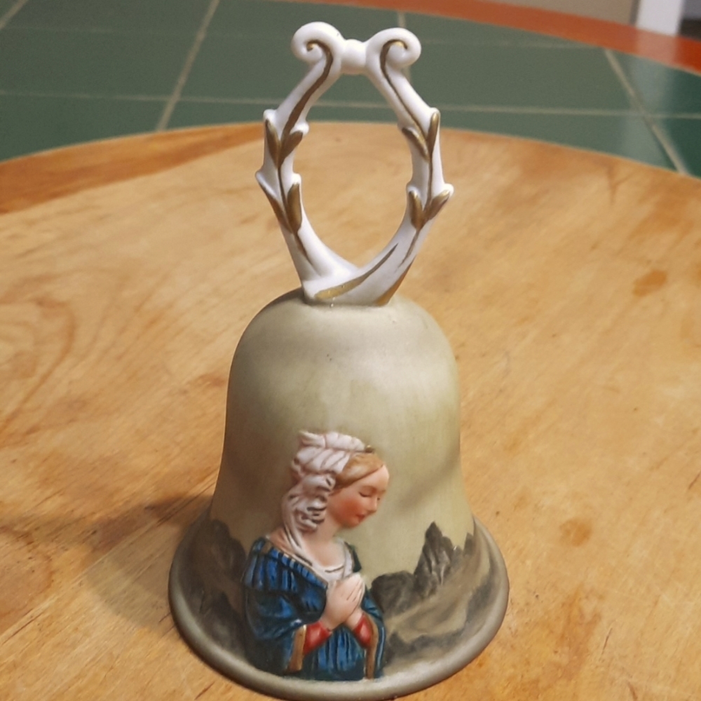 Vintage Madonna Bell